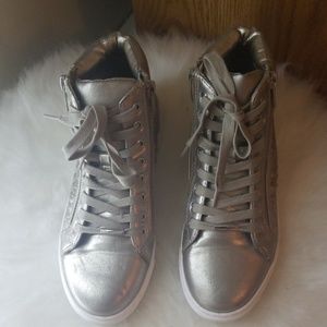Steve Madden hightops